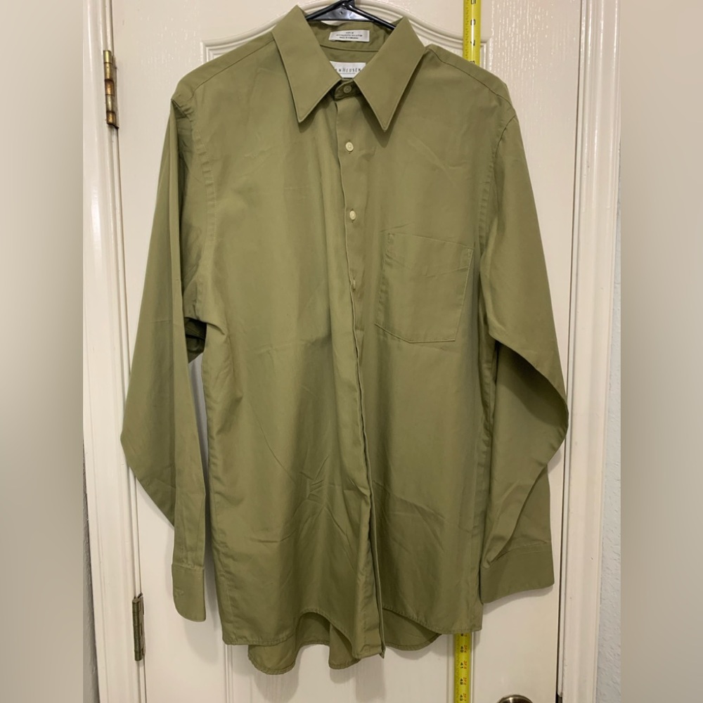 Mens Van Heusen Olive Size 16 1/2 Large 34/35 Shirt - Picture 1 of 3